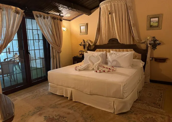 Masia De Lacy Hotel 4*