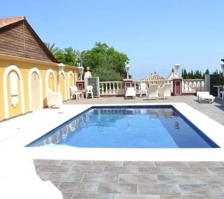 Hotel Masia De Lacy 4*