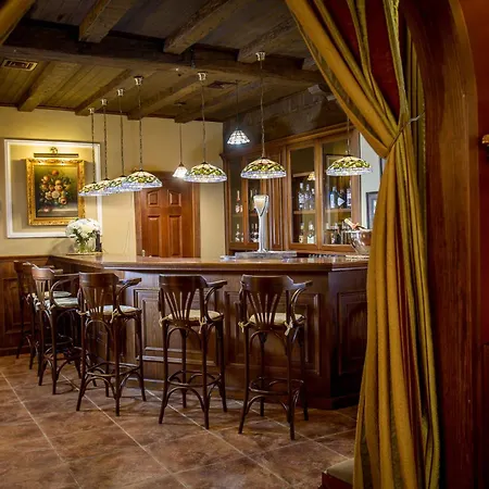 Hotel Masia De Lacy