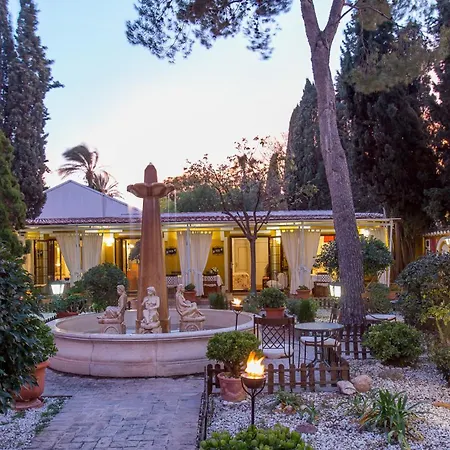 Hotel Masia De Lacy