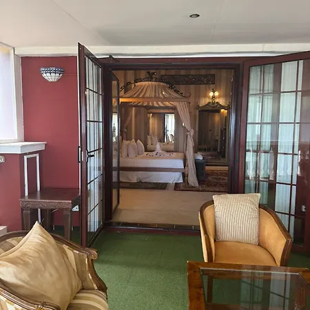Hotel Masia De Lacy