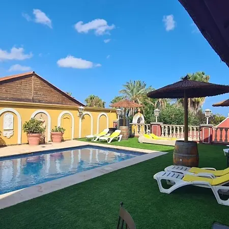 Masia De Lacy فندق 4*