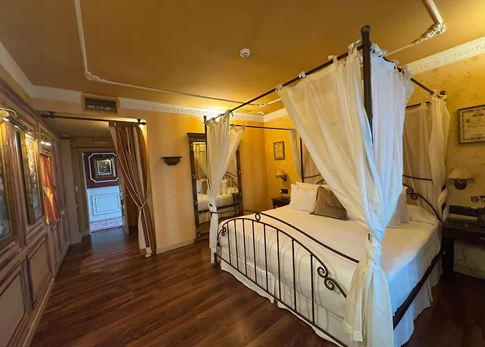 Hotel Masía De Lacy