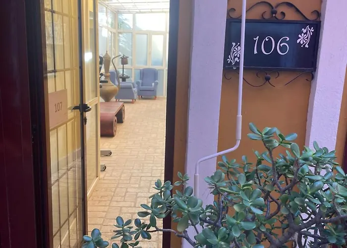 Hotel Masía De Lacy